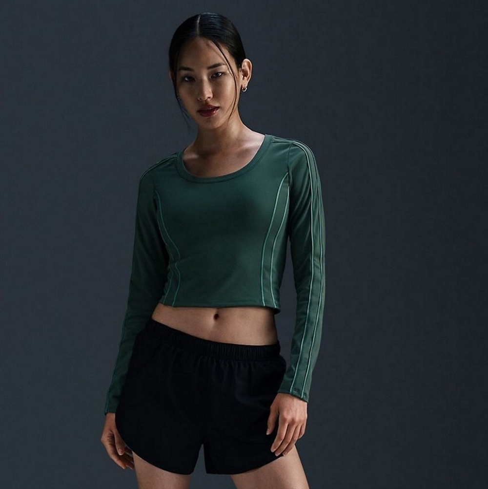 Nike Dark Green Long Sleeve Crop Athletic Top Size Small